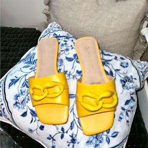 Low yellow Brazilian mules sandals for women size 7